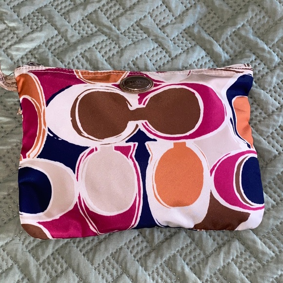 Coach Weekender Bag - Picture 12 of 17